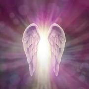 onlineparagnosten.net - tarotist Angie