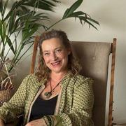 Belverzoek voor tarotist  Diya - onlineparagnosten